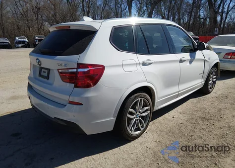 2016 BMW X3 xDrive28I z USA, uszkodzony, nr VIN 5UXWX9C59G0D64737